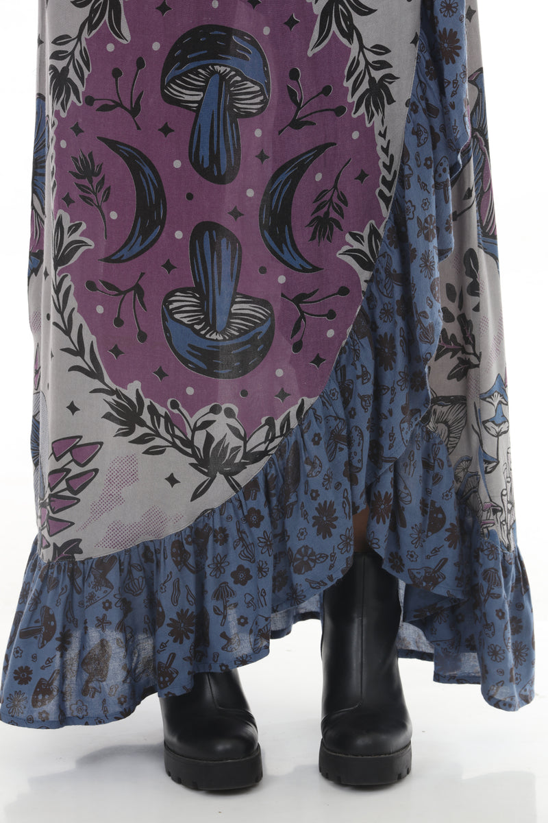 Mushroom Ruffle Slit Skirt
