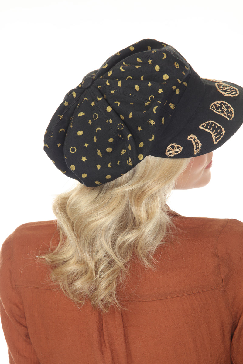 Celestial Emb Newsboy Cap