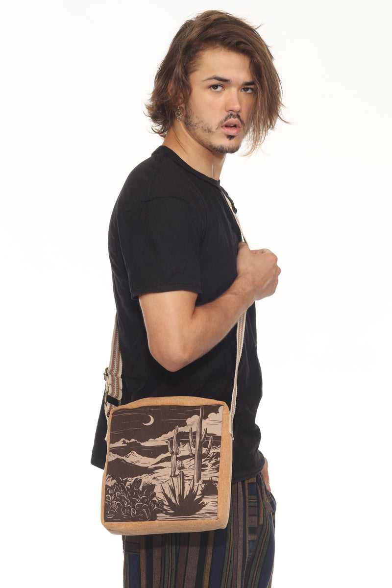 Scenic print crossbody bag