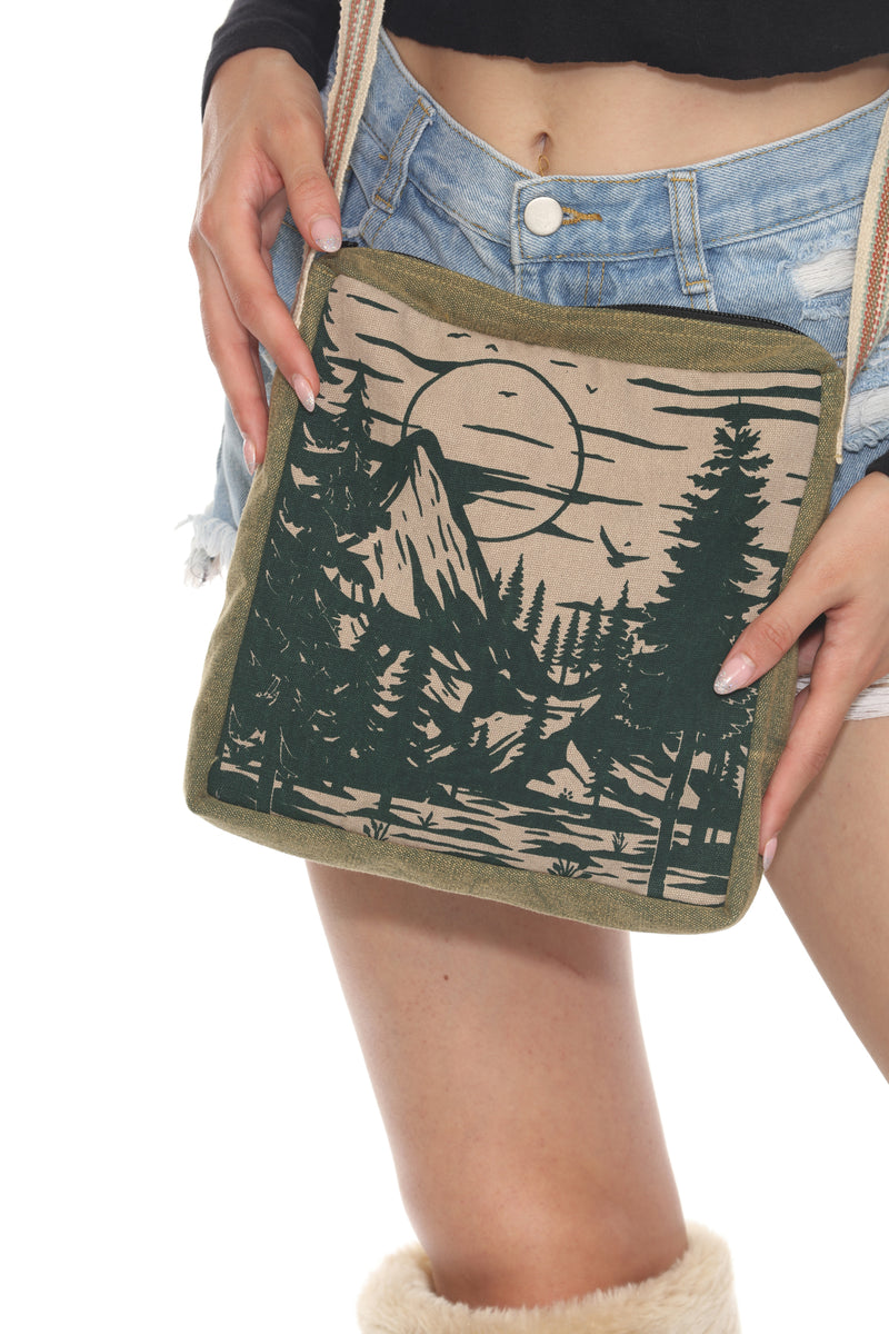 Scenic print crossbody bag