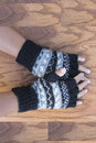 Load image into Gallery viewer, Winter Love Fingerless Wool Arm Warmers
